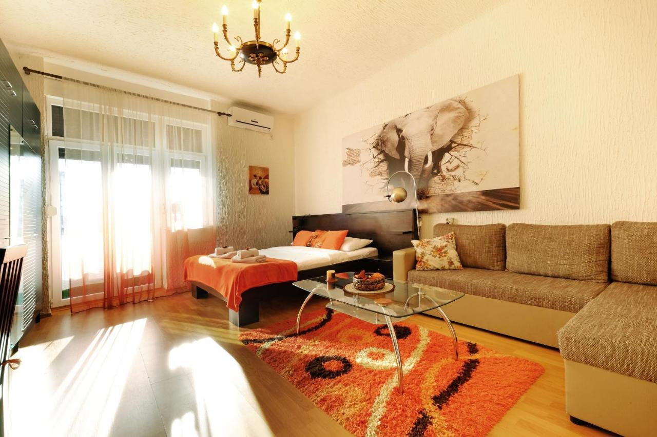 Apartment Alexandria เบลเกรด ภายนอก รูปภาพ
